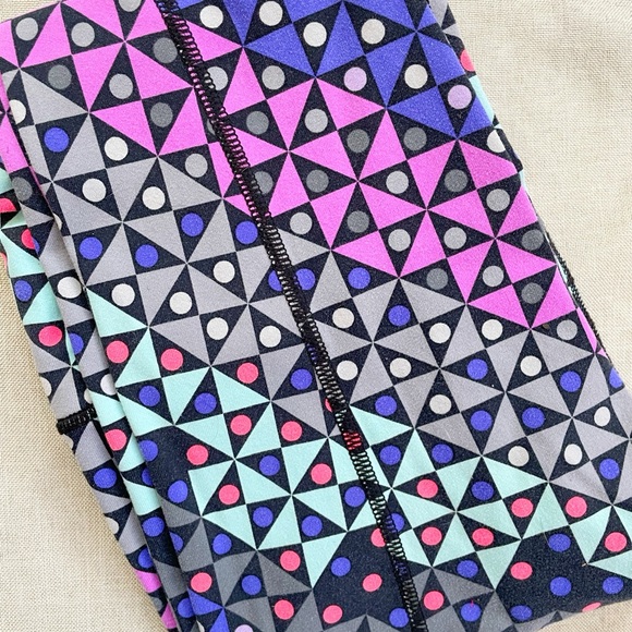 Victoria’s Secret Knoockout Leggings Size Extra Small - Picture 7 of 8